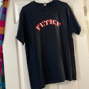 Large T shirt